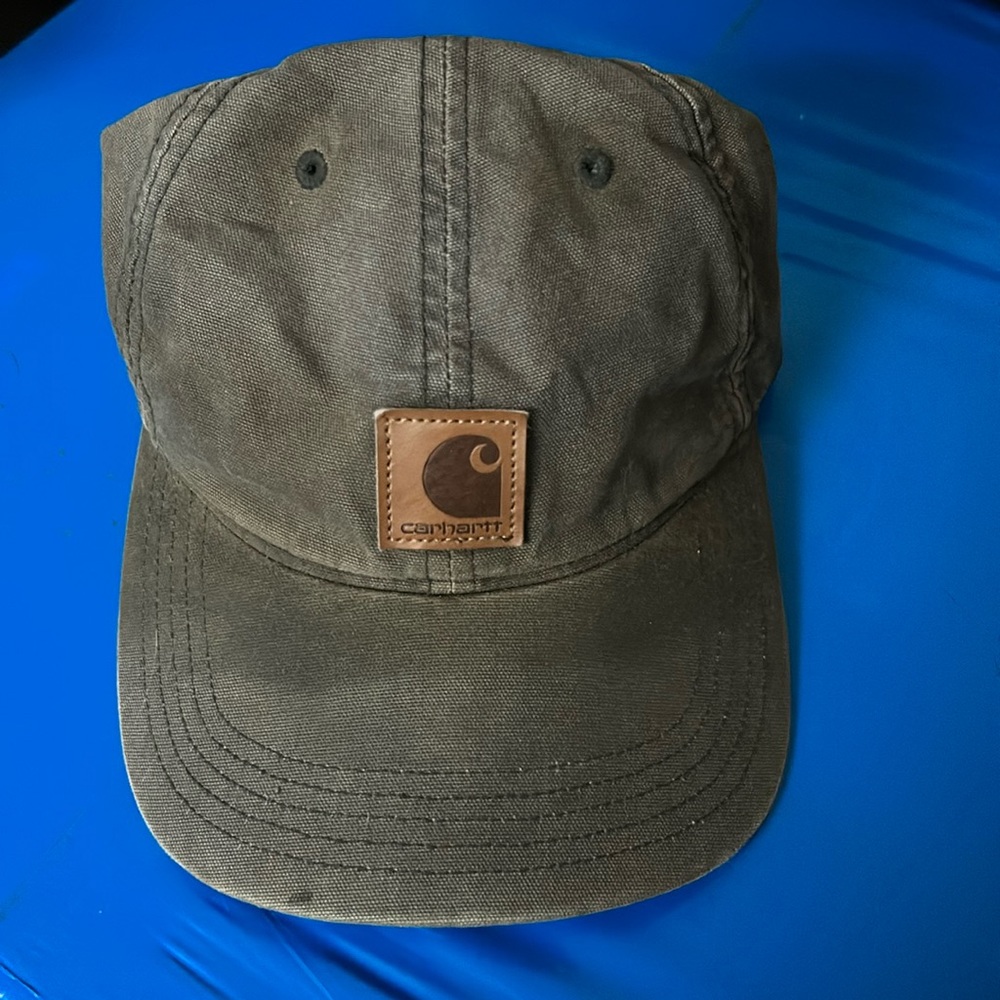 Carhartt hat